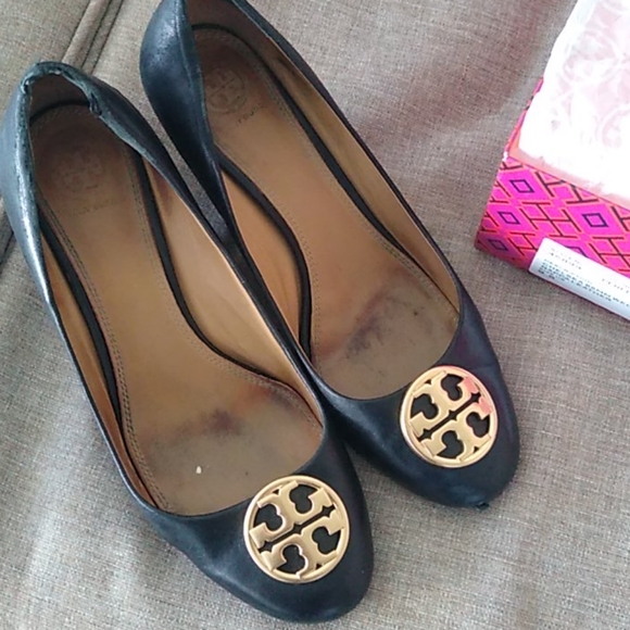 Tory Burch Shoes - Tori Burch chelsea wedge